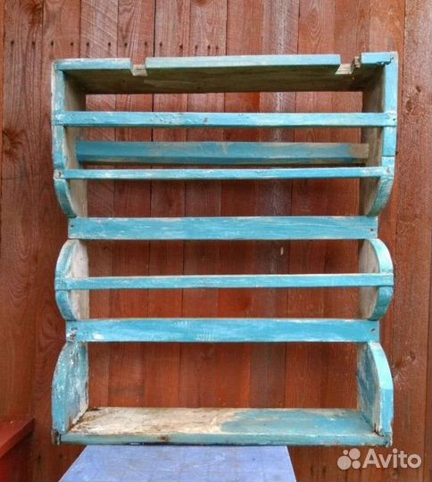 Посудник старинный