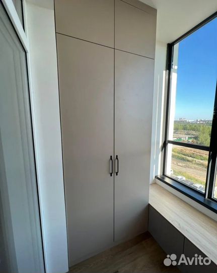 Шкаф стенка