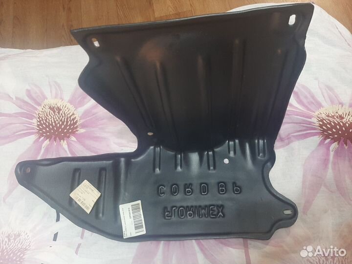 Панель защитная моторного отсека opel corsa D 07