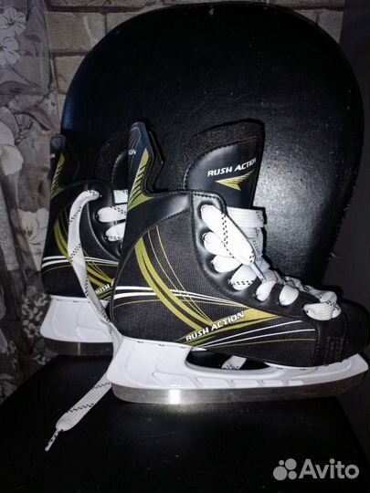 Коньки хоккейные