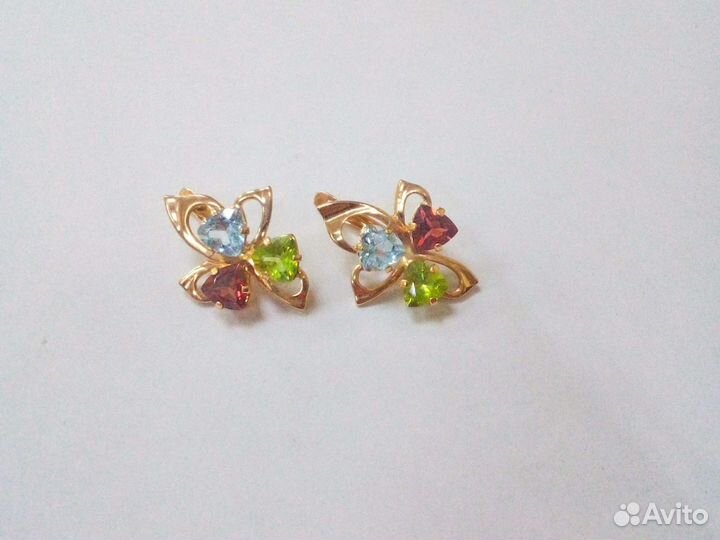 Золотые серьги