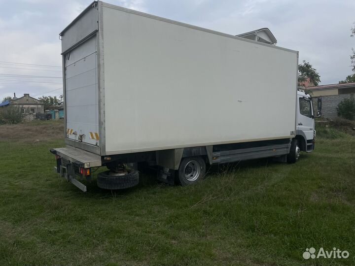 Промтоварный фургон Mercedes-Benz Atego 1523L, 2005