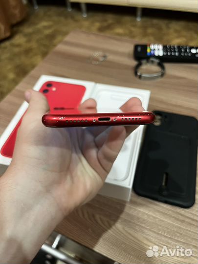 iPhone 11 64gb красный