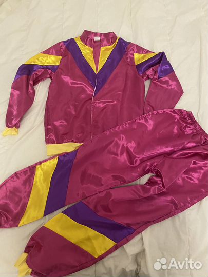 Костюм в стиле 90х