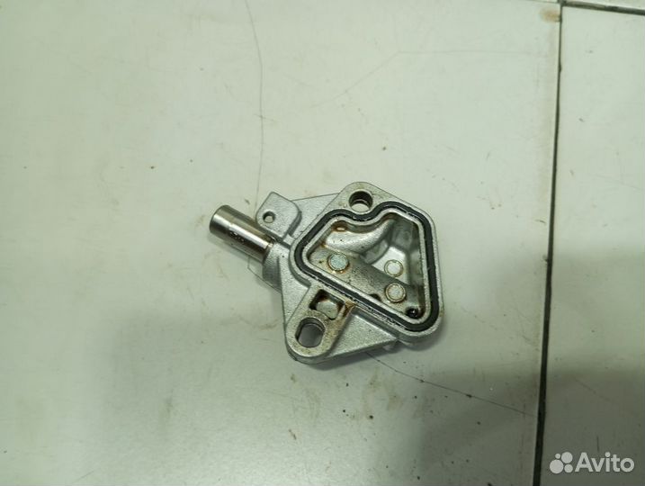 Натяжитель цепи грм