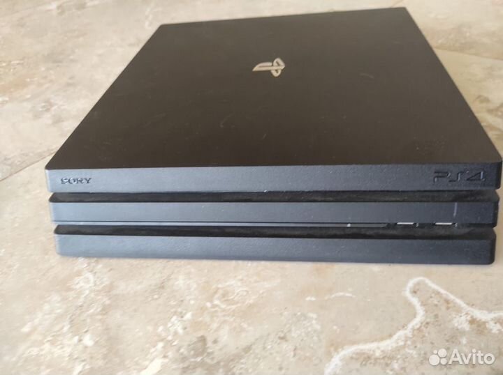 Sony PS4 pro 1tb игр нет