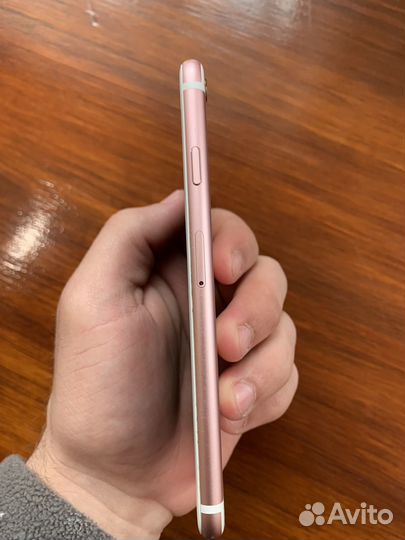 iPhone 6S, 32 ГБ