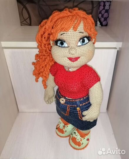 Игрушка ручной работы. Вязаная Кукла