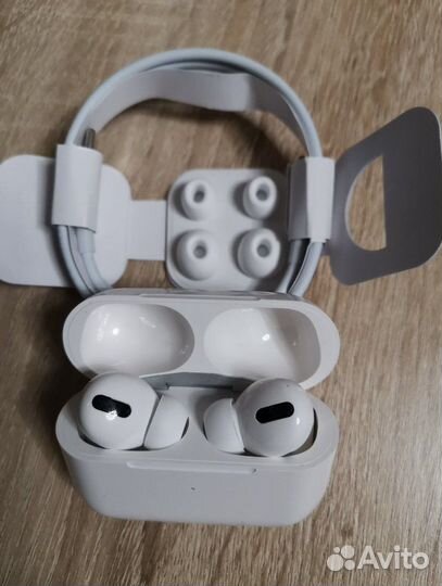 Беспроводные наушники