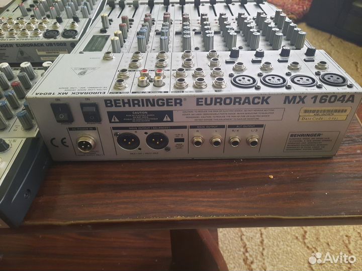 Микшерные пульты behringer
