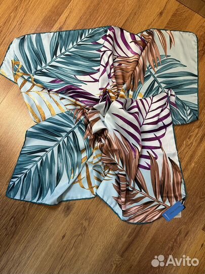 Шелковый платок новый