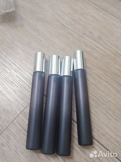 Флакончики для духов или масел