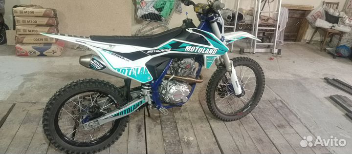 Motoland x3 250 lux