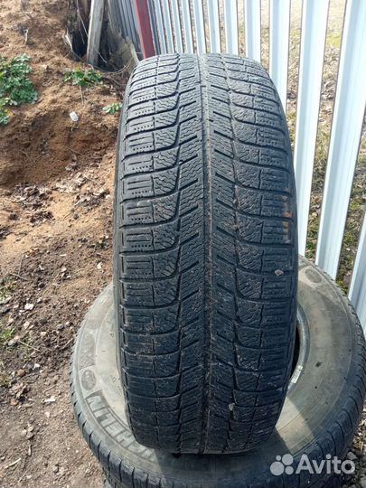 Michelin X-Ice 215/65 R16