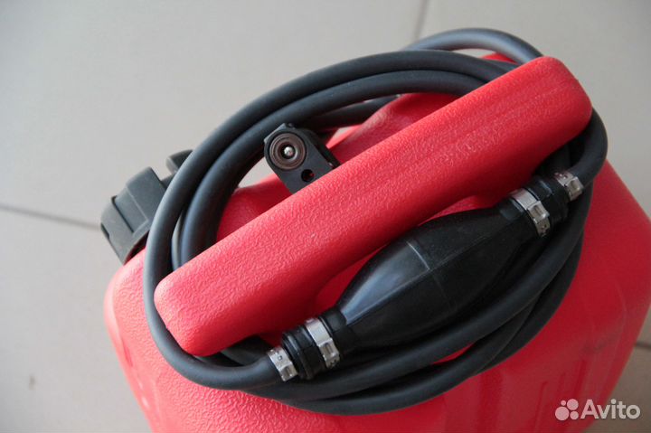 Топливный бак 9 л