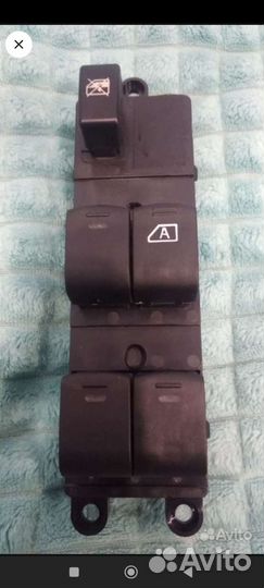 Блок управления стеклоподъемниками Nissan