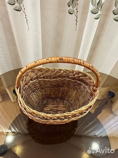Корзина плетеная для грибов и ягод