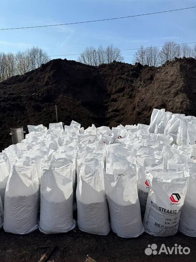 Навоз и перегной в мешках и валом