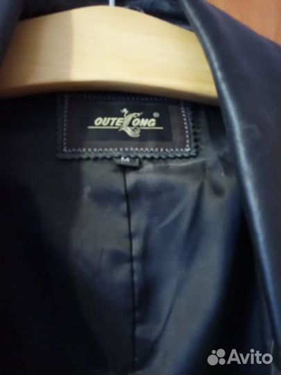 Кожаный плащ