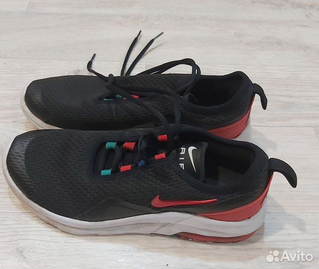 Кроссовки подростковые Nike air