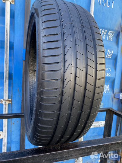 Pirelli Scorpion 235/45 R21 101T