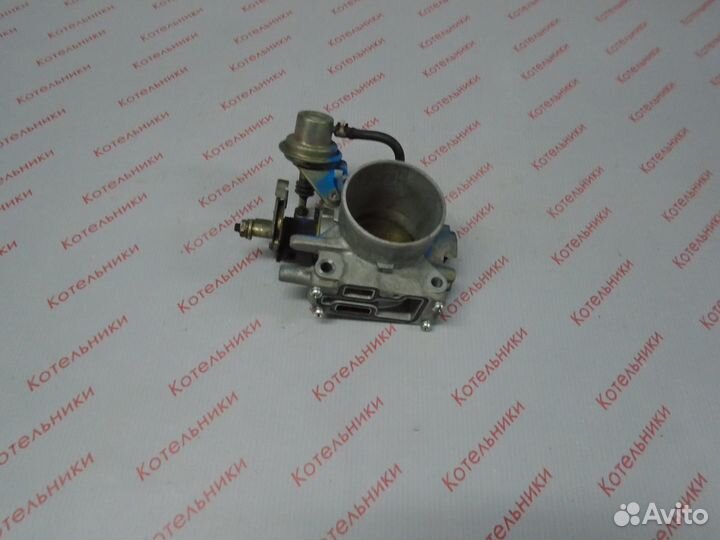 Nissan 16119-2Y100 Дросельная заслонка