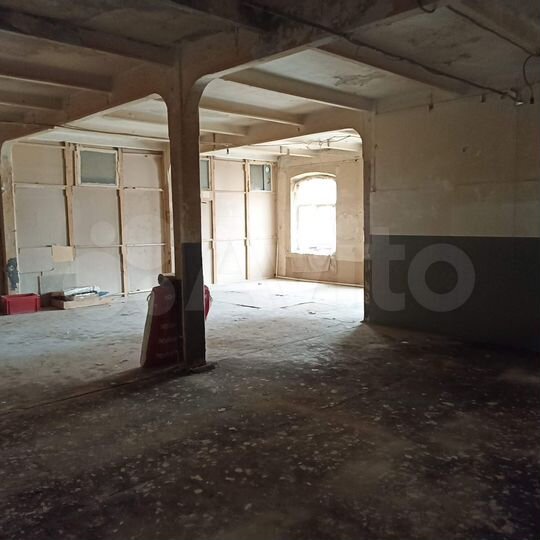 Производство, склад 300-600 м²