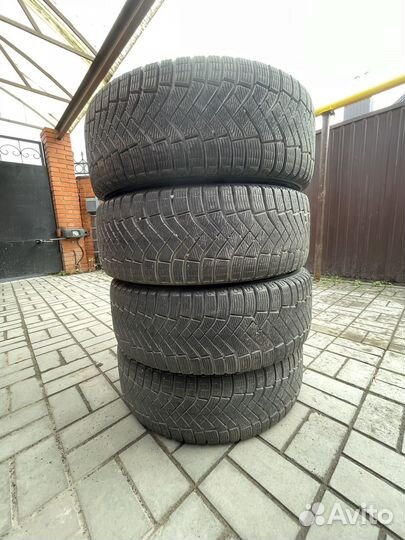 Pirelli Ice Zero FR 225/60 R17 103H