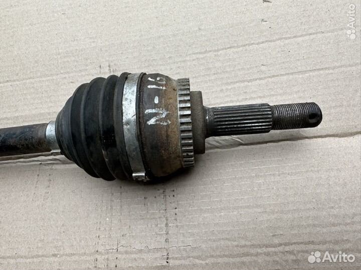Привод правый (полуось) Nissan Almera n16