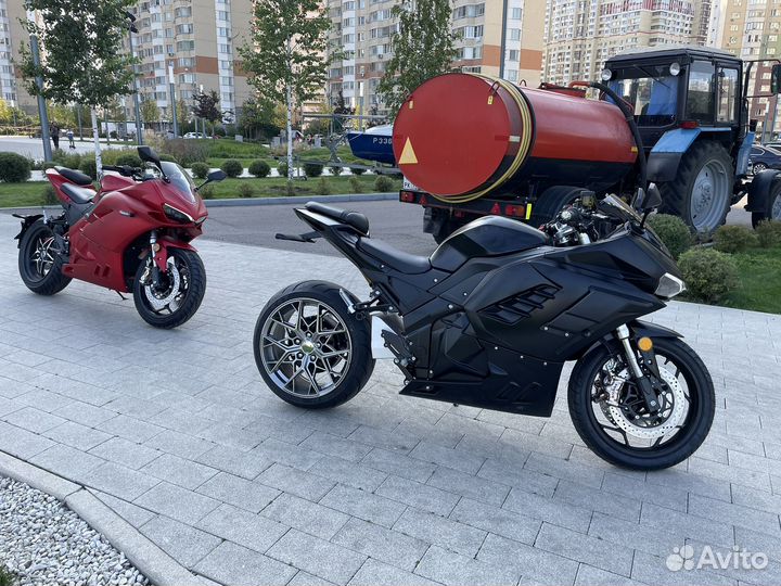Электробайк Ducati Pinigale Pro