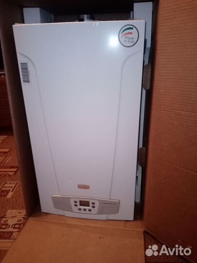 Продаю котёл турбо Италия