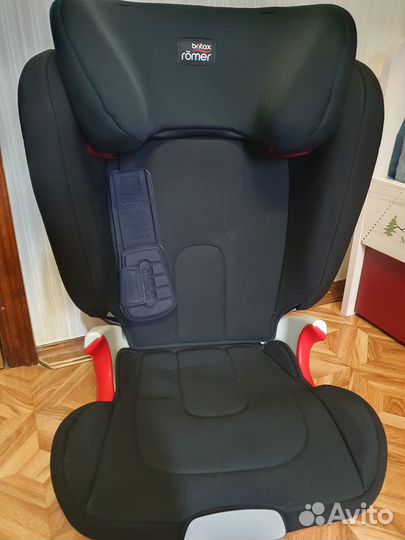 Автокресло б/у 15-36 кг britax romer kidfix xp