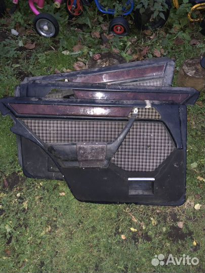 Продам дверные карты от mercedes W124