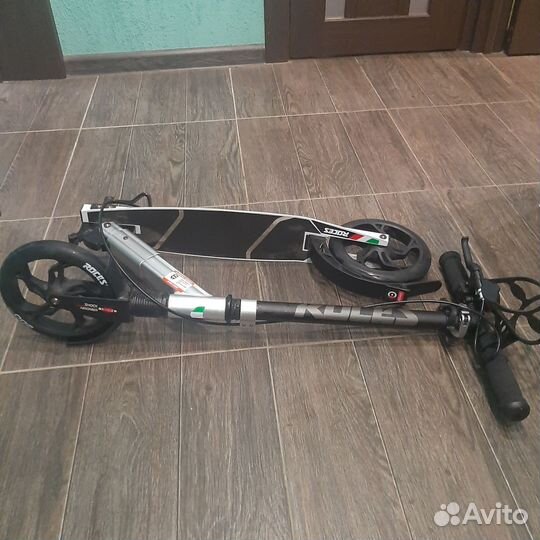 Самокат roces 200