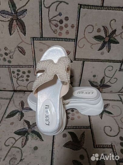 Женская обувь