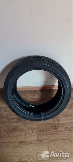 Kumho Ecsta HS51 225/45 R17