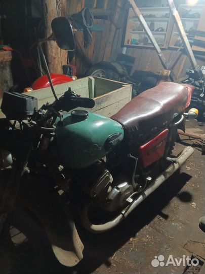 Продам мотоцикл иж юпитер 5