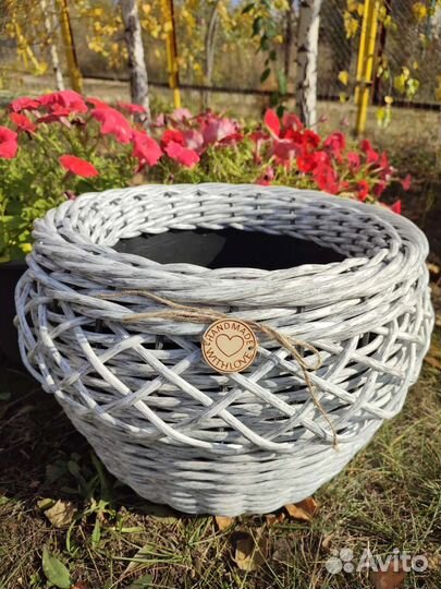 Кашпо из искусственного ротанга 20 и 40 л