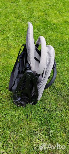 Прогулочная коляска joie