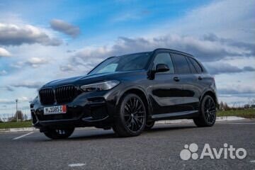 В разборе BMW x5 G05 3.0 бензин