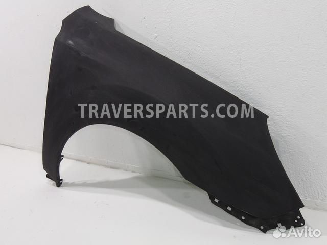 Крыло переднее правое