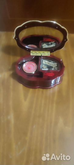 Музыкальная шкатулка