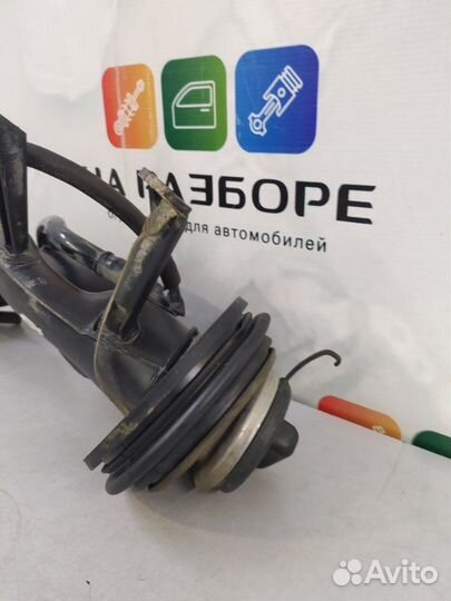 Топливная горловина Mercedes-Benz C-Class W203 M