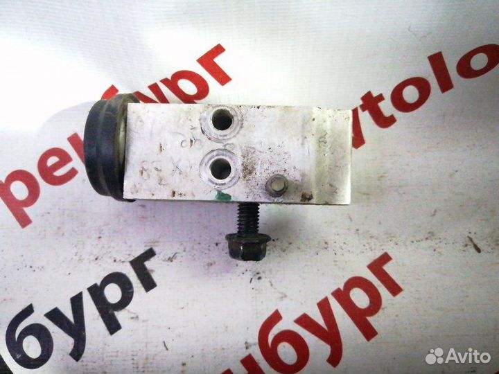 Трв клапан кондиционера Kia Sportage 3