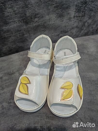 Босоножки для девочки размер 30-31