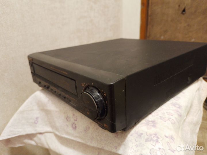 Видеоплеер Sony SLV-XR130