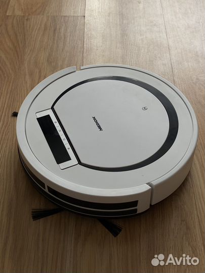 Робот пылесос