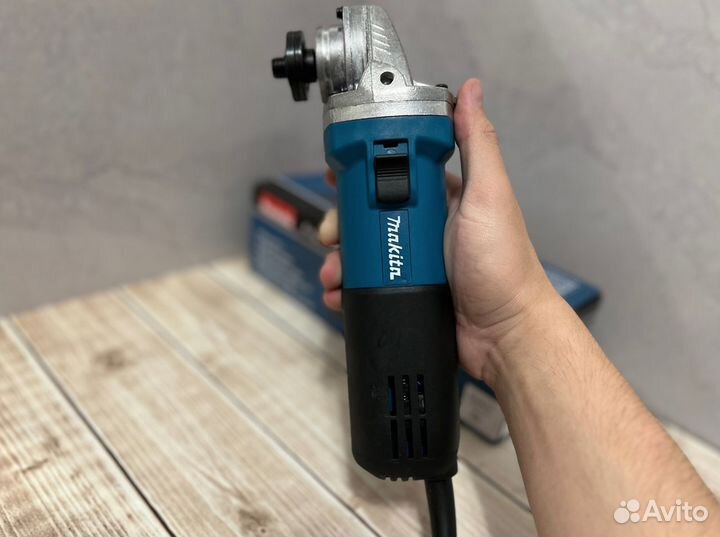 Ушм Болгарка Makita 125 с регулятором оборот