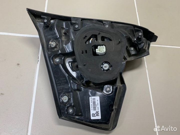 Фонарь задний правый Toyota C-Hr 2016