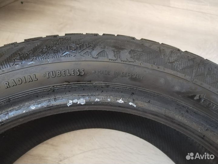 Gislaved NordFrost 100 215/55 R17 98T